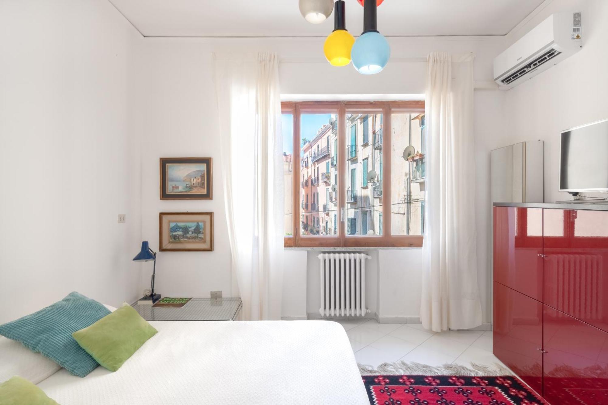 Casa Vacanza Angelina Via Mercanti Centro Storico Salerno Dış mekan fotoğraf